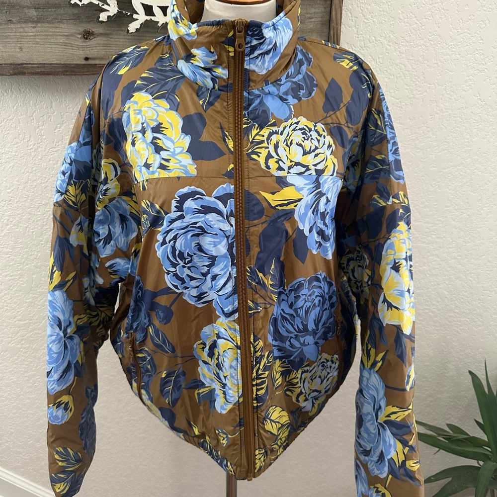 Aerie‎ Floral Women's Waterproof Puffer Jacket Ladies size XL NWT